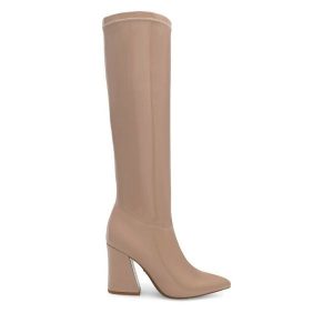 Kozaki Nine West. Brązowe kozaki Nine West, bez wzorów, bez obcasa, na słupku, bez zapięcia. Za 329,99 zł.