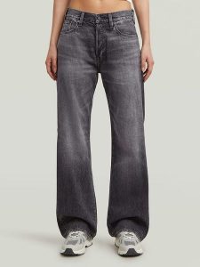 G-Star Dżinsy - Boyfriend fit - w kolorze antracytowym rozmiar: W28/L34. Czarne jeansy G-Star, z aplikacjami, ze skóry. Za 257,14 zł.