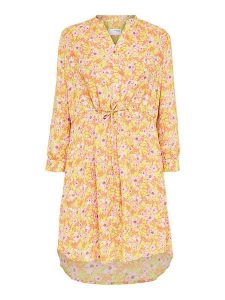 SELECTED FEMME Sukienka w kolorze pomarańczowym rozmiar: 38. Pomarańczowe sukienki Selected Femme, s, bez wzorów, z materiału, bez kołnierzyka, bez ramiączek, midi. Za 83,62 zł.