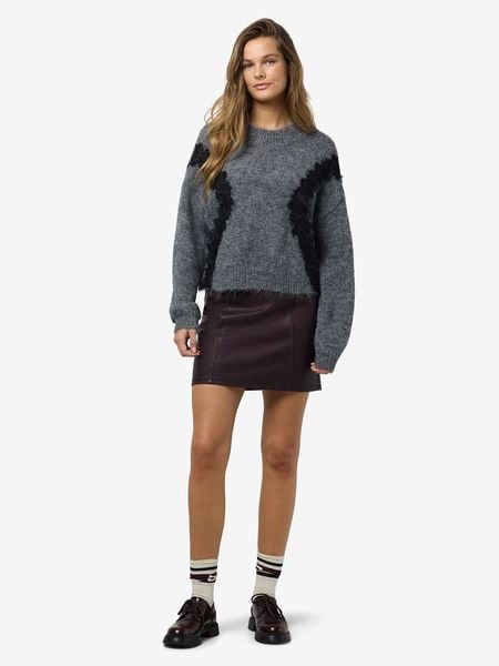 Noisy may Sweter w kolorze szarym rozmiar: M. Szare swetry oversize Noisy may, m, bez wzorów, bez ramiączek. Za 140,53 zł.