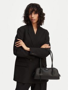 Calvin Klein Torebka Quilted Nylon Ew Satchel LV04F3743G Czarny. Czarne torebki klasyczne Calvin Klein, bez wzorów, z nylonu, bez dodatków. Za 649,99 zł.