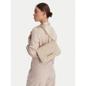 Torebka LOVE MOSCHINO. Torebki klasyczne LOVE MOSCHINO, bez wzorów, bez dodatków. Za 549,00 zł.