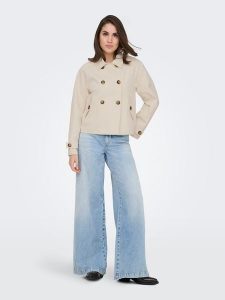 ONLY Kurtka przejściowa w kolorze beżowym rozmiar: M. Brązowe kurtki ONLY, m, bez wzorów, z materiału, bez kaptura. Za 130,99 zł.