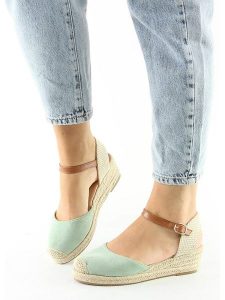 Sixth Sens Espadryle w kolorze miętowym na koturnie rozmiar: 40. Zielone espadryle Sixth Sens, bez wzorów, bez obcasa, na koturnie. Za 131,74 zł.