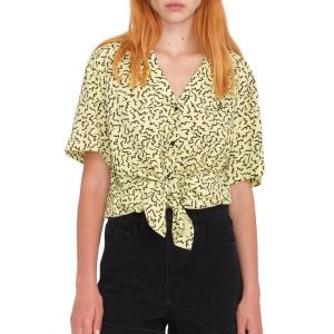 Koszula turystyczna damska Volcom Sunny Wild. Żółte koszule Volcom, s, bez wzorów, z wiskozy, bez kołnierzyka, bez ramiączek. W wyprzedaży za 145,00 zł.