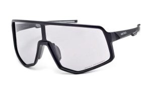 Okulary rowerowe fotochrom Arctica. Czarne okulary przeciwsłoneczne ARCTICA. Za 296,00 zł.