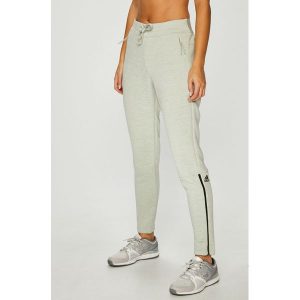 Adidas Performance - Spodnie. Spodnie dresowe marki adidas Performance. W wyprzedaży za 259,90 zł.