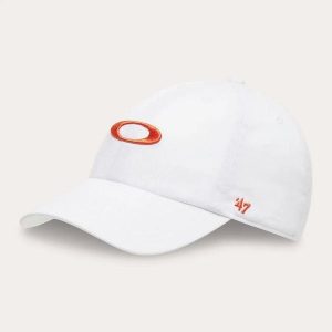 Czapka z daszkiem unisex Oakley REMIX DAD biała FOS901220-111. Białe czapki Oakley, bez wzorów, z bawełny, vintage. Za 133,17 zł.