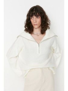 Trendyol Sweter w kolorze kremowym rozmiar: L. Brązowe golfy Trendyol, bez wzorów. Za 86,99 zł.