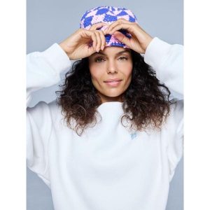 Kapelusz - Damski - Szachownica - Pudrowy Róż. Czerwone kapelusze POEDERBAAS, bez wzorów, z polaru, retro. Za 221,12 zł.