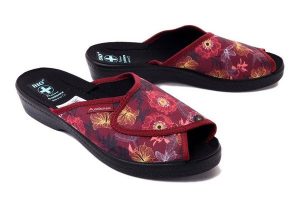ADANEX 3081DD BIO 27140 bordowy, kapcie damskie. Czerwone kapcie Adanex, bez wzorów. Za 68,99 zł.