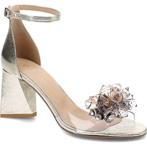 Złote Sandały Damiss Eleganckie Skórzane Buty Na Obcasie. Żółte sandały Damiss, bez wzorów, ze skóry, bez obcasa, na obcasie, bez zapięcia. Za 379,00 zł.