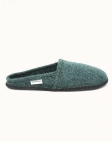 Kitz pichler Kapcie "Villach" w kolorze zielonym rozmiar: 42. Zielone kapcie Kitz-Pichler, bez wzorów, z materiału. Za 100,99 zł.