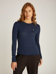 TOMMY JEANS Koszulka w kolorze granatowym rozmiar: XS. Niebieskie bluzki Tommy Jeans, xs, bez wzorów, z jeansu, bez kołnierzyka, bez ramiączek. Za 136,45 zł.