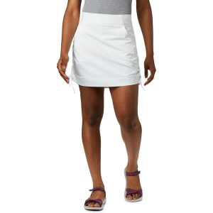 Skort damski Columbia Anytime Casual. Białe szorty Columbia, bez wzorów, z elastanu, casualowe. W wyprzedaży za 206,00 zł.