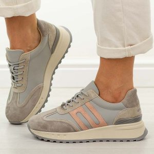 Szare gr bl skórzane półbuty damskie Filippo Dp7733/26. Szare półbuty Filippo, na jesień, bez wzorów, z jeansu, z okrągłym noskiem, bez obcasa, na płaskiej podeszwie, bez zapięcia. W wyprzedaży za 224,10 zł.