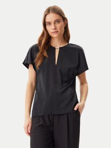 Calvin Klein Bluzka K20K208191 Czarny Regular Fit. Czarne bluzki Calvin Klein, bez wzorów, z wiskozy, bez kołnierzyka, bez ramiączek. Za 229,99 zł.