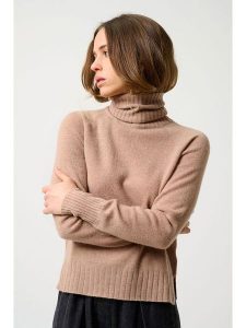 AUTHENTIC CASHMERE Kaszmirowy golf "Cassy" w kolorze beżowym rozmiar: L. Brązowe golfy AUTHENTIC CASHMERE, bez wzorów, z kaszmiru. Za 241,56 zł.