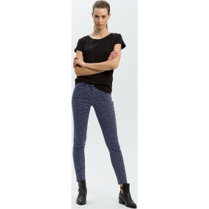 Dżinsy "Alan" - Skinny fit - w kolorze granatowym. Niebieskie jeansy marki Cross Jeans, z aplikacjami. W wyprzedaży za 127,95 zł.