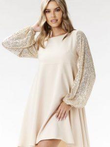 Sukienka Model A694 Beige - awama. Brązowe sukienki Awama, l, bez wzorów, z elastanu, eleganckie, bez kołnierzyka, bez ramiączek, mini, dopasowane. Za 412,33 zł.