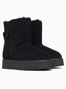 Gooce Skórzane botki zimowe "Colorado" w kolorze czarnym rozmiar: 39. Czarne botki Gooce, na zimę, bez wzorów, ze skóry, bez obcasa, na platformie, bez zapięcia. Za 217,99 zł.