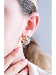 Lodie Silver Kolczyki-wkrętki z cyrkoniami rozmiar: onesize. Szare kolczyki Lodie Silver, z cyrkonią, z mosiądzu. Za 30,99 zł.