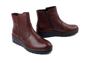 RIEKER X9165-27 brown, botki damskie. Brązowe botki Rieker, bez wzorów, bez obcasa, na koturnie, bez zapięcia. Za 419,90 zł.