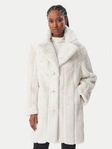 Guess Futro W6BL19 W3752 Kremowy Regular Fit. Białe płaszcze Guess, l, z aplikacjami, z futra, bez kaptura. Za 864,99 zł.