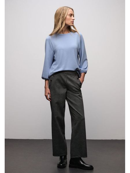 Street One Koszulka w kolorze błękitnym rozmiar: 38. Niebieskie bluzki Street One, bez wzorów, street, bez kołnierzyka, bez ramiączek. Za 100,28 zł.