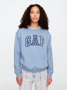 GAP Bluza w kolorze błękitnym rozmiar: M. Niebieskie bluzy GAP, m, bez wzorów, bez kaptura. Za 114,17 zł.