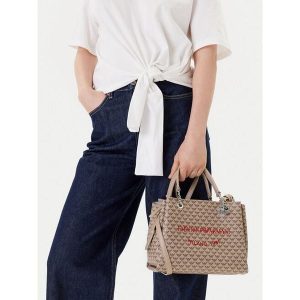 Torebka Emporio Armani. Brązowe torebki klasyczne Emporio Armani, bez wzorów, bez dodatków. Za 664,99 zł.