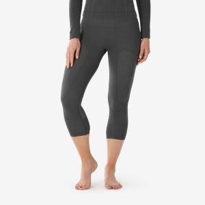 Legginsy termoaktywne narciarskie damskie Quechua BL 900 tech 3/4. Czarne legginsy WED'ZE, bez wzorów, z elastanu. Za 129,99 zł.