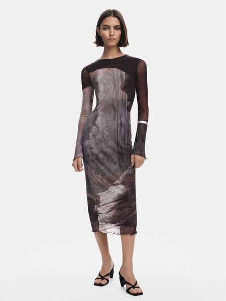 Desigual Sukienka codzienna Abyss Lacroix 25WWVK01 Brązowy Slim Fit. Brązowe kombinezony Desigual, s, bez wzorów, z syntetyku, bez kołnierzyka, bez ramiączek. Za 299,99 zł.