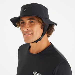 Kapelusz surfingowy Olaian 500 Newblack. Czarne kapelusze OLAIAN, bez wzorów, z materiału, sportowe. Za 54,99 zł.