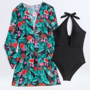 Strój kąpielowy jednoczęściowy z wygodnym krojem na plażę i basen Aili. Stroje jednoczęściowe Intica, bez wzorów. Za 169,00 zł.