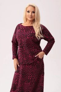 Dresowa bluzka Karina w panterkę - wygoda i moda na co dzień PLUS SIZE XXL. Czerwone bluzki Moda Size Plus Iwanek, l, bez wzorów, z bawełny, eleganckie, bez kołnierzyka, plus size, bez ramiączek. W wyprzedaży za 129,90 zł.
