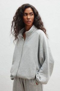 Bluza zapinana na zamek w kolorze LIGHT GREY MELANGE -MELLOW. Szare bluzy Marsala, m, bez wzorów, z bawełny, bez kaptura. Za 349,90 zł.