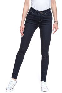 WRANGLER HIGH RISE SKINNY RINSEWASH W27HLU023 112128102. Czarne rurki Wrangler, z jeansu. W wyprzedaży za 89,99 zł.