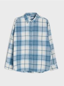 Flanelowa koszula w kratę z domieszką bawełny - błękitny. Niebieskie koszule Sinsay, l, bez wzorów, z bawełny, bez kołnierzyka, bez ramiączek. Za 49,99 zł.