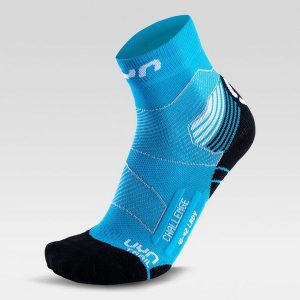 Skarpety do biegania RUN TRAIL CHALLENGE LADY r.39-40. Białe skarpetki UYN, bez wzorów. Za 89,99 zł.