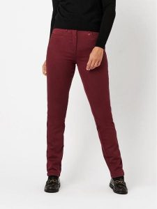 Relaxed by TONI Dżinsy - Slim fit - w kolorze bordowym rozmiar: 40K. Czerwone jeansy Relaxed by TONI, bez wzorów, z podwyższonym stanem. Za 174,95 zł.