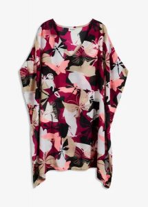 Tunika plażowa oversize. Fioletowe tuniki bonprix, na plażę, bez wzorów, eleganckie, bez kołnierzyka, bez ramiączek. Za 69,99 zł.