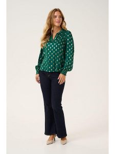 CULTURE Bluzka w kolorze zielonym rozmiar: M. Zielone bluzki Culture, m, bez wzorów, z wiskozy, bez kołnierzyka, bez ramiączek. Za 113,99 zł.