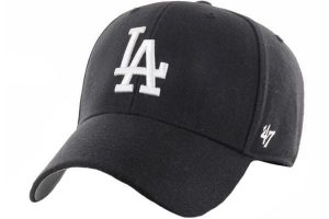 Czapka z daszkiem do baseball'u Los Angeles Dodgers czarna OSFM. Czarne czapki 47 Brand, bez wzorów, z materiału. Za 99,99 zł.
