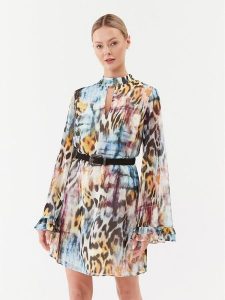 Guess Sukienka codzienna Ilenia W3BK75 WDW52 Kolorowy Regular Fit. Kombinezony Guess, m, z aplikacjami, z syntetyku, bez kołnierzyka, bez ramiączek. Za 379,99 zł.