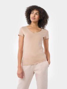 4F T-shirt slim gładki damski M. Czarne t-shirty 4f, m, bez wzorów, z bawełny, bez kołnierzyka, bez ramiączek. W wyprzedaży za 39,99 zł.
