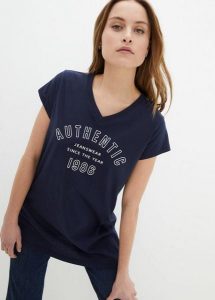 Długi T-shirt z czystej bawełny organicznej. Niebieskie t-shirty bonprix, bez wzorów, z bawełny, bez kołnierzyka, bez ramiączek. Za 47,99 zł.