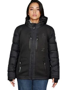 Geographical Norway Kurtka zimowa "Beachwood" w kolorze czarnym rozmiar: L. Czarne kurtki Geographical Norway, na zimę, l, z aplikacjami, z puchu, bez kaptura. Za 253,95 zł.