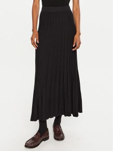 OUI Spódnica plisowana 89176 Czarny Regular Fit. Czarne spódnice Oui, bez wzorów, z wiskozy. Za 499,99 zł.