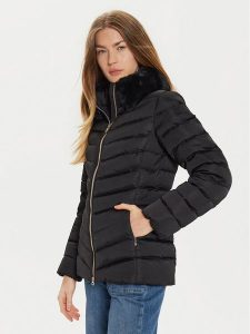 Geox Kurtka puchowa Calithe W4626T T3122 F9000 Czarny Regular Fit. Czarne kurtki Geox, bez wzorów, z puchu, bez kaptura. Za 559,99 zł.